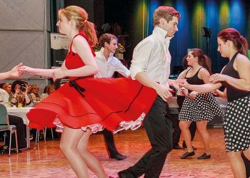 Herbstsaison ist Tanzsaison