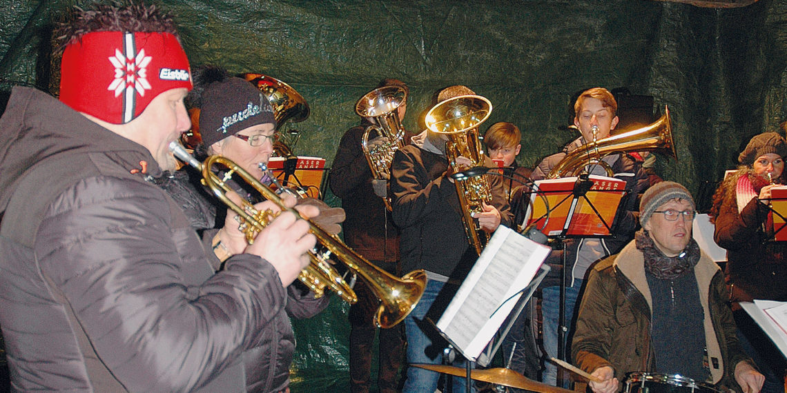 Weihnacht wird in historischen Keltern gefeiert