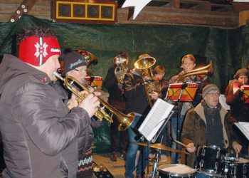 Weihnacht wird in historischen Keltern gefeiert