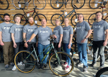 Airbag-Weste, Auslaufmodelle, Lastenräder und großer Erlebnisstore