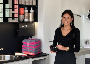 Joulie – die Friseurin am Schloss